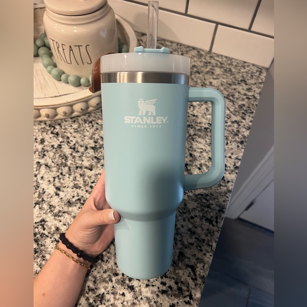 Stanley 40 oz tumbler!